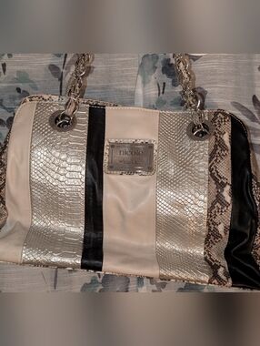 Nicole by Nicole Miller Cream, Black and Snakeskin-Print Chain-Handle Tote